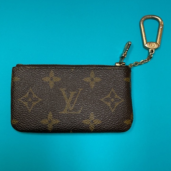 EUC vintage Louis Vuitton keychain - Picture 2 of 15